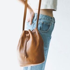 Baggu Leather Bucket Bag in Cognac